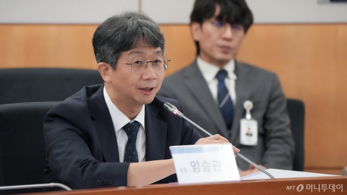 (서울=뉴스1) = 임승관 질병관리청장이 29일 경기 성남시 분당 서울대병원을 방문해 항생제 적정사용 관리(ASP) 시범사업에 참여하는 의료진들을 격려하고 있다. (질병관리청 제공. 재판매 및 DB 금지) 2025.7.29/뉴스1 Copyright © 뉴스1. All rights reserved. 무단 전재 및 재배포, AI학습 이용 금지. /사진=(서울=뉴스1)