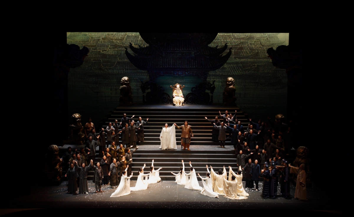 계명아트센터 개관 기념으로 무대에 오른 오페라 '투란도트' 공연 모습./사진제공=계명대
