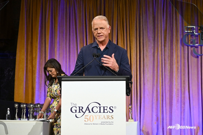 2025년 6월 열린 한 행사에 나선 어사이즌. /AFPBBNews=뉴스1