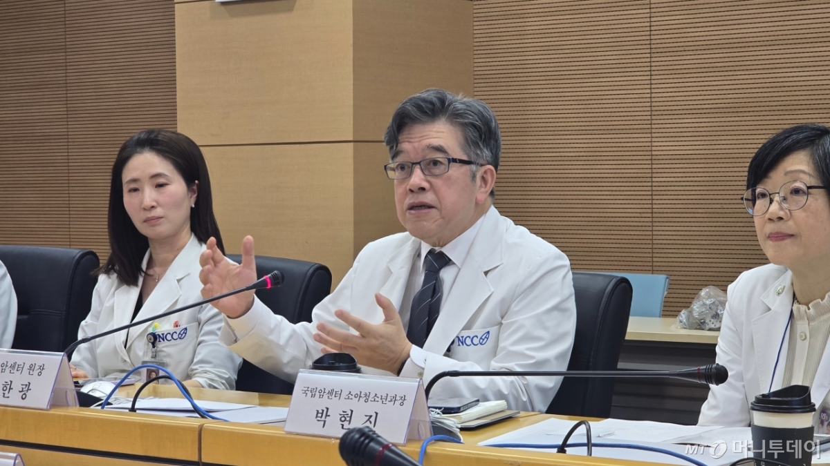 양한광 국립암센터 원장이 27일 경기 일산 국립암센터 검진동에서 열린 '소아청소년암 진료 및 연구 발전 심포지엄' 기자 간담회에서 발언하고 있다. /사진=홍효진 기자