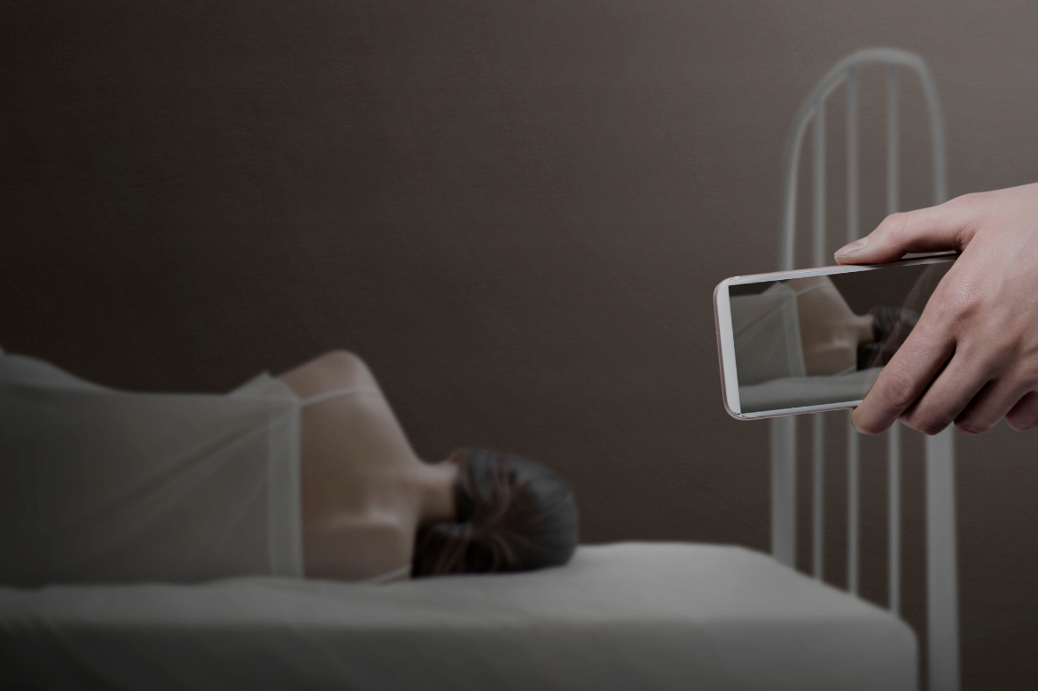 알몸 상태의 여성 변사체 약 20구의 사진을 몰래 촬영한 후 보관한 일본의 50대 경찰관이 파면됐다. 사진은 기사 이해를 돕기 위한 자료 사진. /사진=클립아트코리아