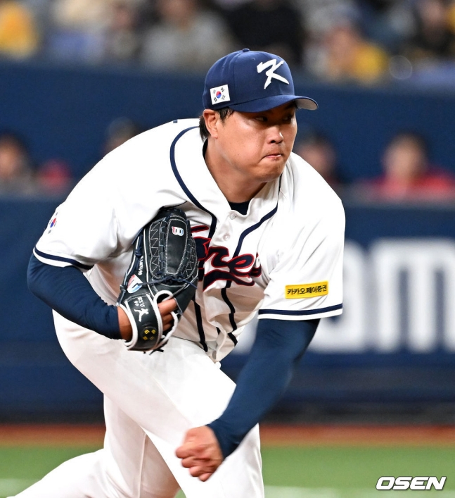 류현진이 6회 등판해 투구를 펼치고 있다.