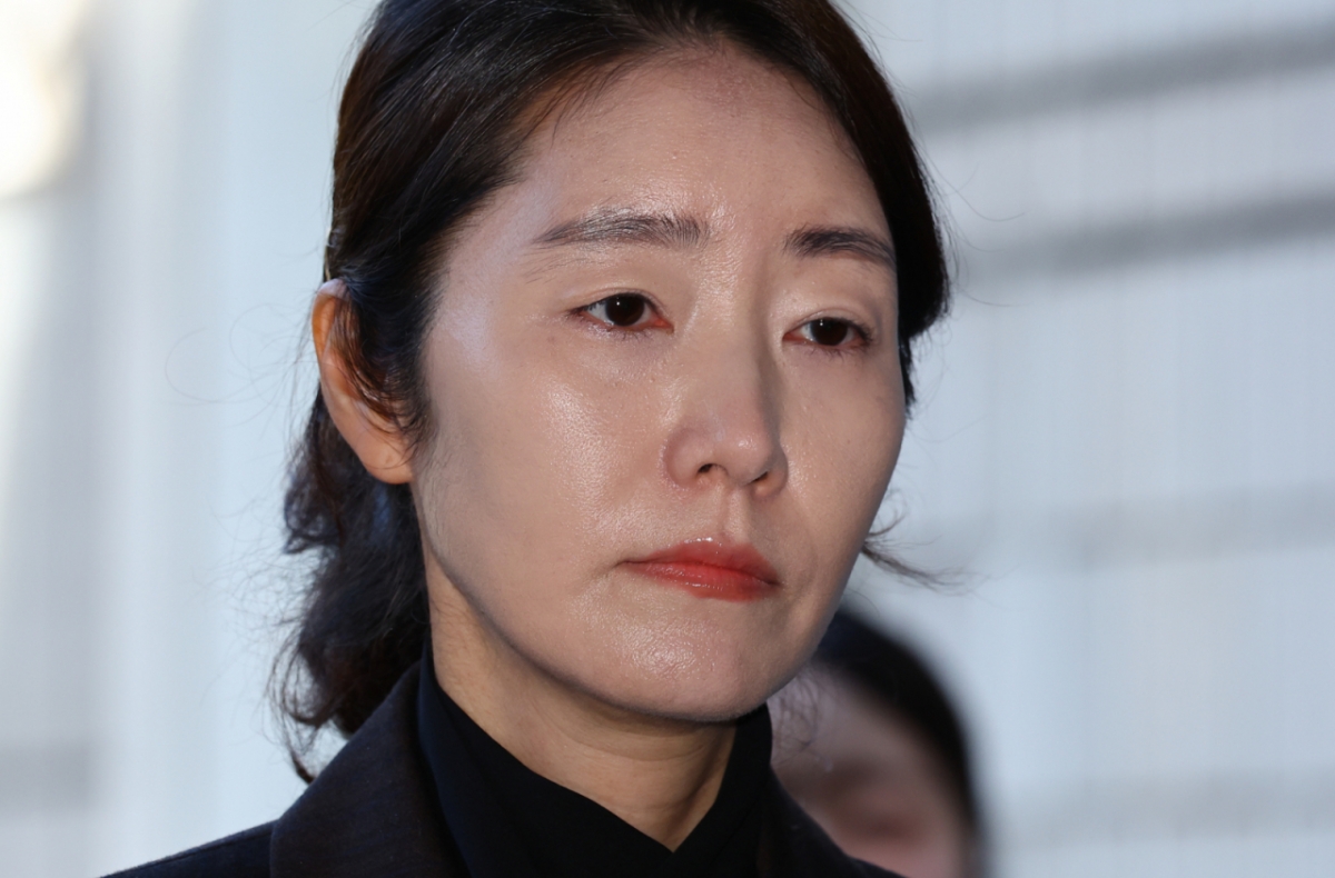 공천 헌금 1억 원을 수수한 혐의를 받는 강선우 무소속 의원이 3일 오후 서울 서초구 서울중앙지방법원에서 열린 구속 전 피의자 심문(영장실질심사)에 출석하고 있다./사진=뉴시스