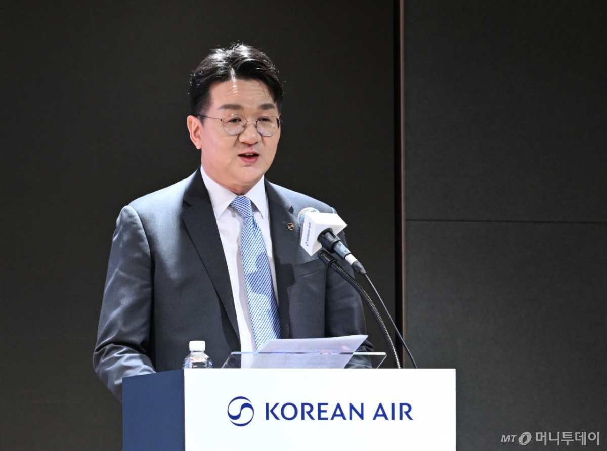 조원태 회장 "통합에 조금의 빈틈도 안 돼...완전한 '한 팀' 이뤄야" - 뉴스 썸네일 이미지