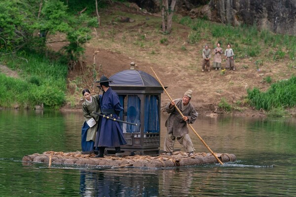 '왕과 사는 남자' 스틸 컷 / 사진=㈜쇼박스