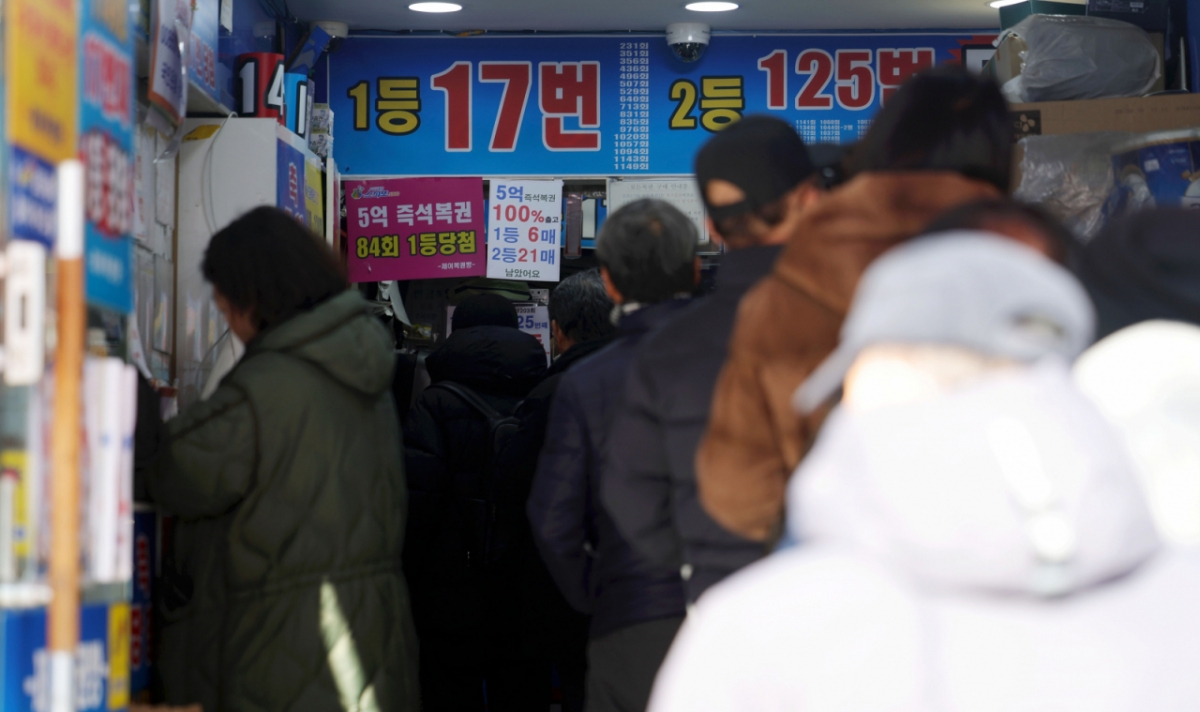 ** 로또 사러 갔다가 내 인생이 바뀌었다? 연금복권 720+ 1등+2등 동시 당첨 실화!
**