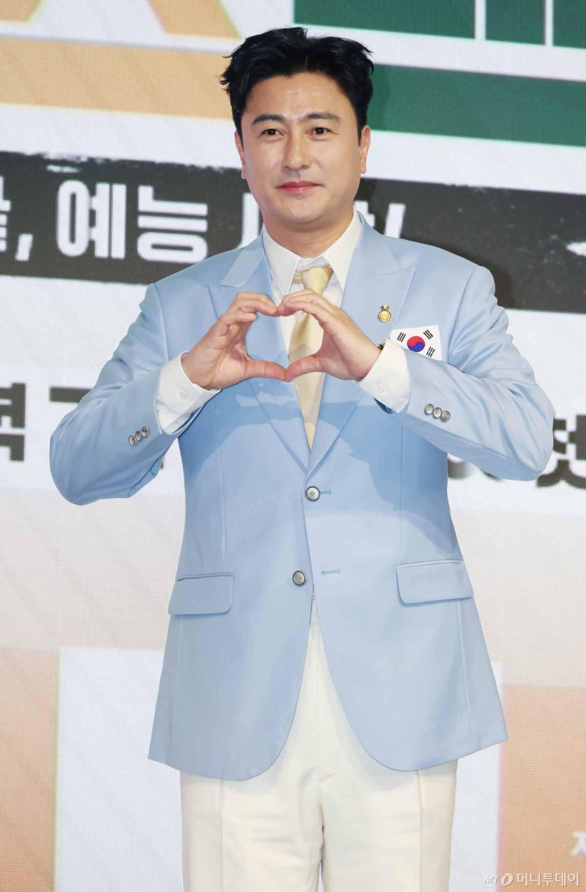 방송인 안정환. 사진은 지난 1월14일 서울 영등포구 페어몬트 앰배서더 호텔에서 진행된 JTBC 예능 '예스맨' 제작발표회 /사진=이동훈 기자 photoguy@