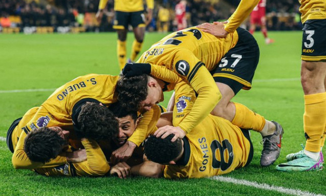 득점 후 기뻐하는 울버햄튼 선수들. /사진=울버햄튼 공식 SNS 갈무리