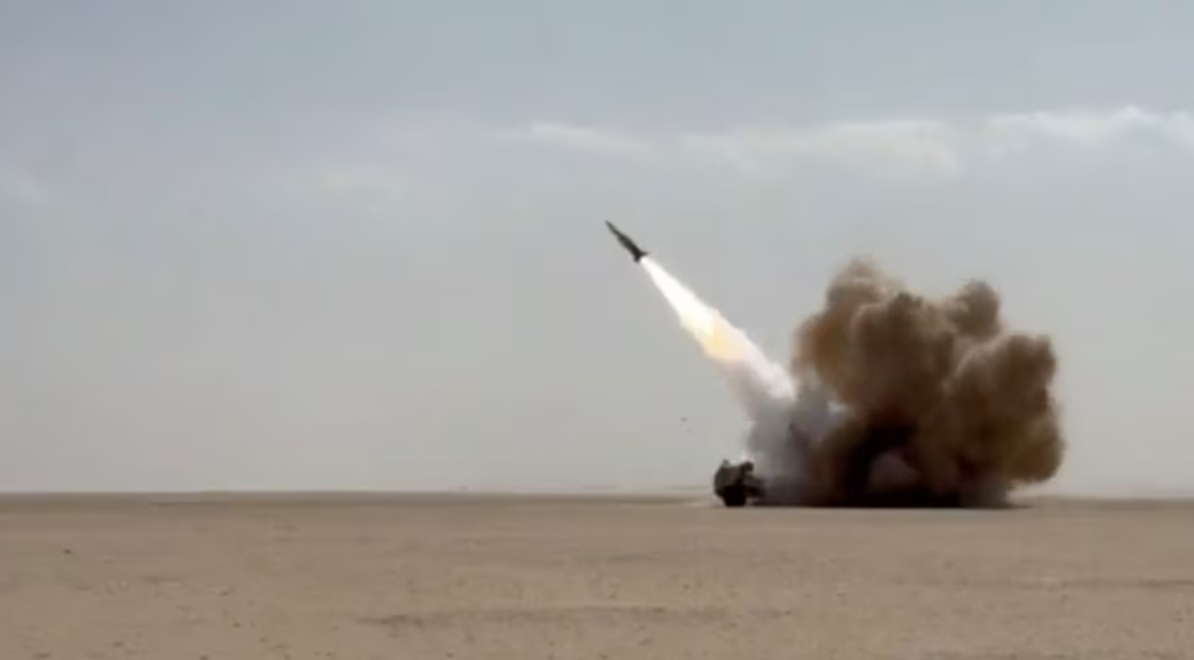 미국의 대(對)이란 공습이 있었던 2월28일(현지시간) 미 중부사령부가 공개한 영상에서 미사일이 발사되는 모습 /로이터=뉴스1