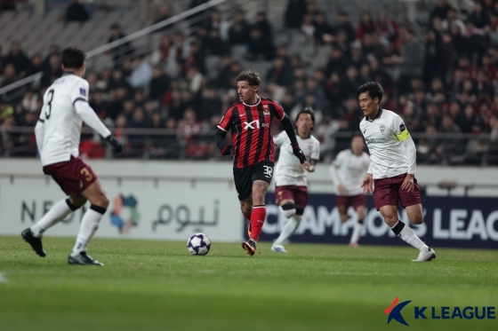 클리말라(가운데). /사진=한국프로축구연맹 제공