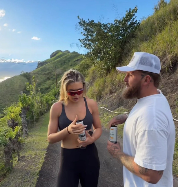 유타 레이르담(왼쪽)과 제이크 폴. /사진=디애슬레틱 라이프스타일 제공