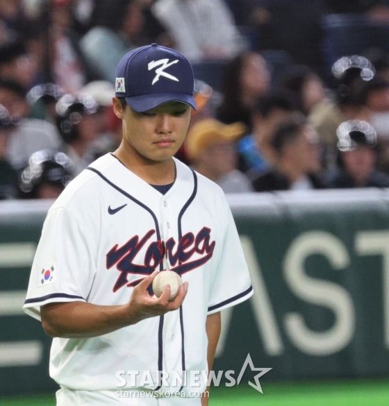 야구대표팀 우완투수 정우주가 5일 도쿄돔에서 열린 2026WBC 도쿄POOL 개막 두번째 경기 한국과 체코경기에 등판했다. /사진=강영조 선임기자
