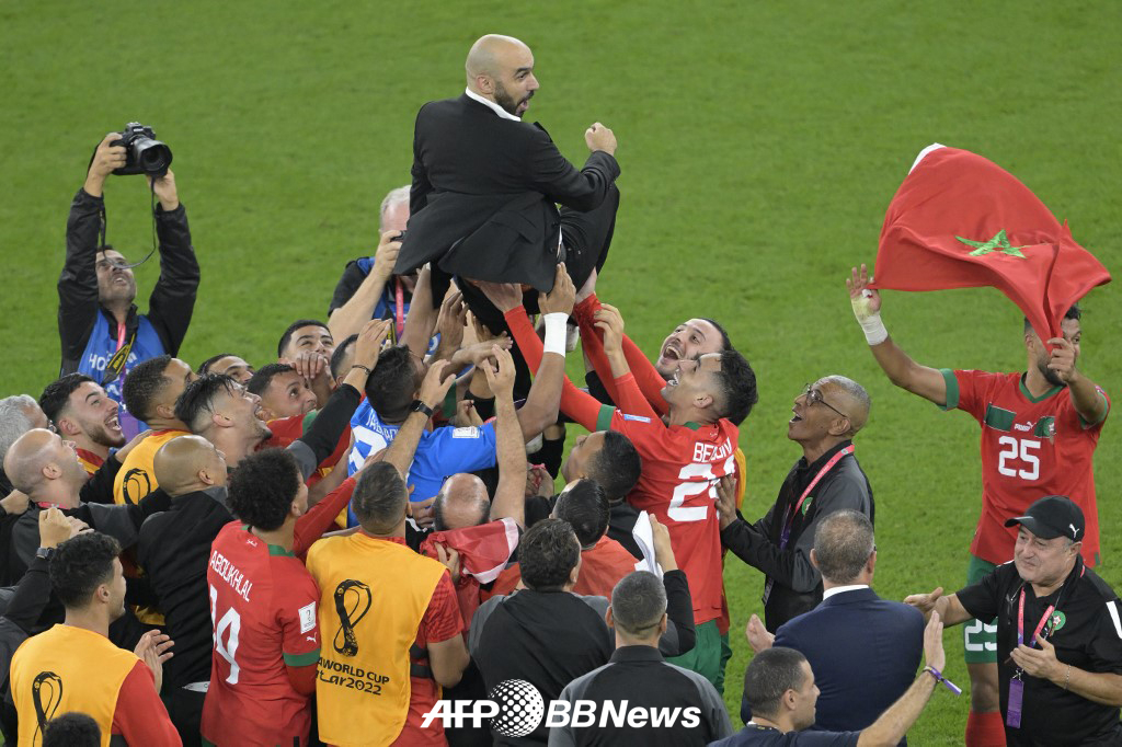 지난 2022 FIFA 카타르 월드컵에서 모로코의 4강 돌풍을 이끌었던 왈리드 레그라기 감독. /AFPBBNews=뉴스1
