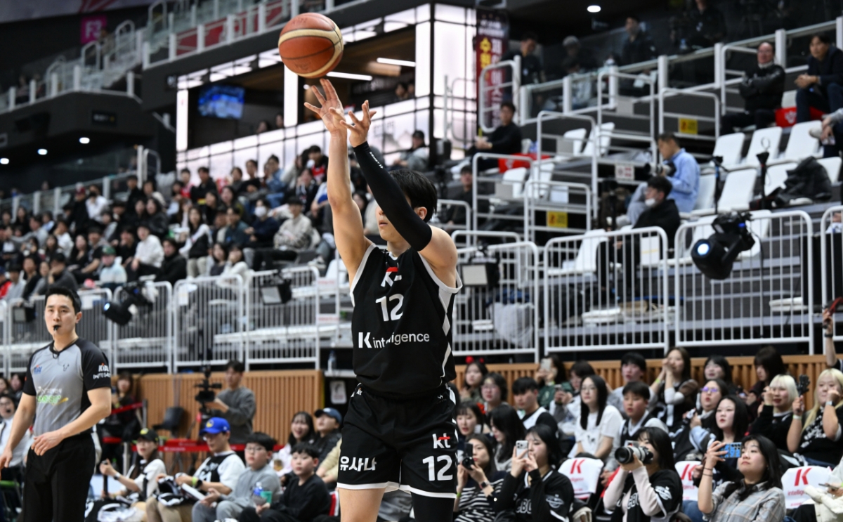 문정현이 서울SK전 3점슛을 쏘고 있다. /사진=KBL 제공