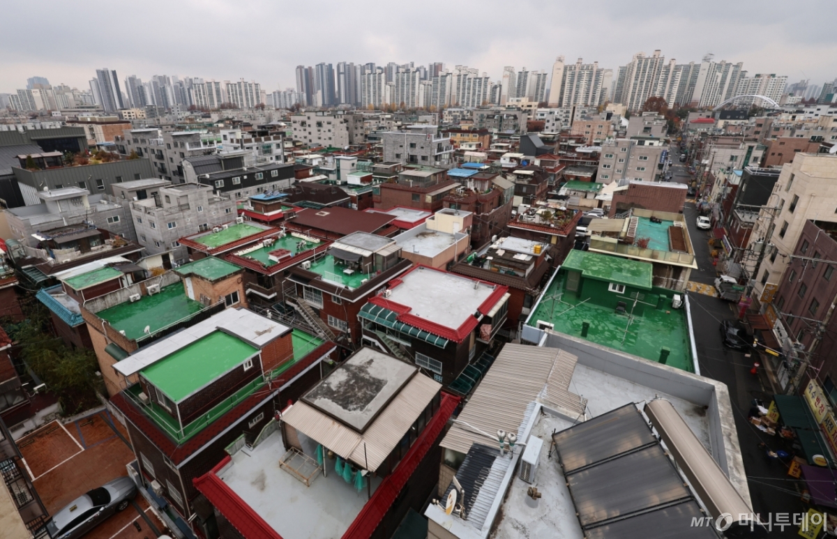 (서울=뉴스1) 구윤성 기자 =. 사진은 25일 서울 중랑구 중화동 모아타운 예정지 일대. 2025.11.25/뉴스1 Copyright © 뉴스1. All rights reserved. 무단 전재 및 재배포, AI학습 이용 금지. /사진=(서울=뉴스1) 구윤성 기자