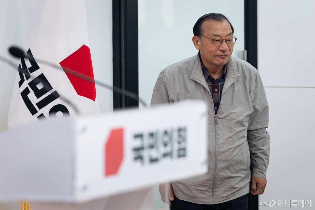 (서울=뉴스1) 유승관 기자 = 이정현 국민의힘 공천관리위원장이 9일 서울 여의도 중앙당사에서 열린 기자간담회에 참석하고 있다. 2026.3.9/뉴스1 Copyright © 뉴스1. All rights reserved. 무단 전재 및 재배포, AI학습 이용 금지. /사진=(서울=뉴스1) 유승관 기자