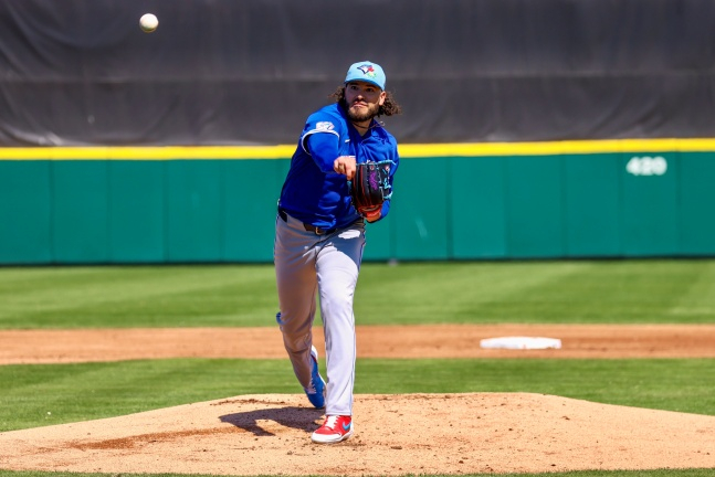 코디 폰세가 토론토 유니폼을 입고 역투하고 있다. /AFPBBNews=뉴스1