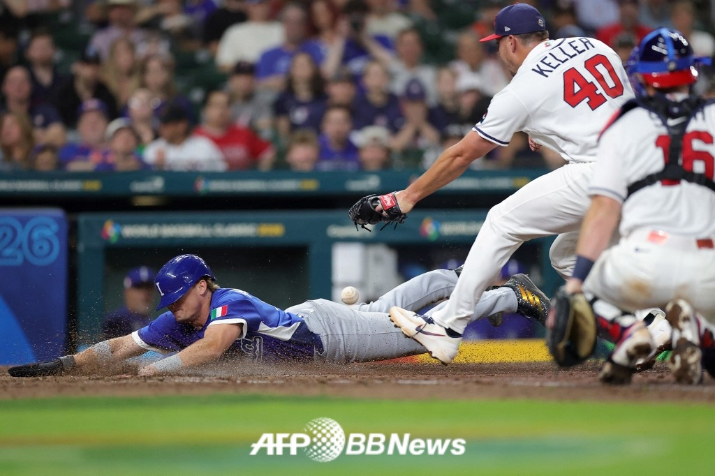 11일(한국 시각) 미국 텍사스주 휴스턴에 위치한 다이킨 파크에서 펼쳐진 미국 야구 대표팀과 이탈리아 야구 대표팀의 2026 월드베이스볼클래식(WBC) 조별리그 B조 최종 4차전 경기 모습. /AFPBBNews=뉴스1