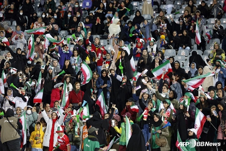 이란 축구팬들의 모습. /AFPBBNews=뉴스1
