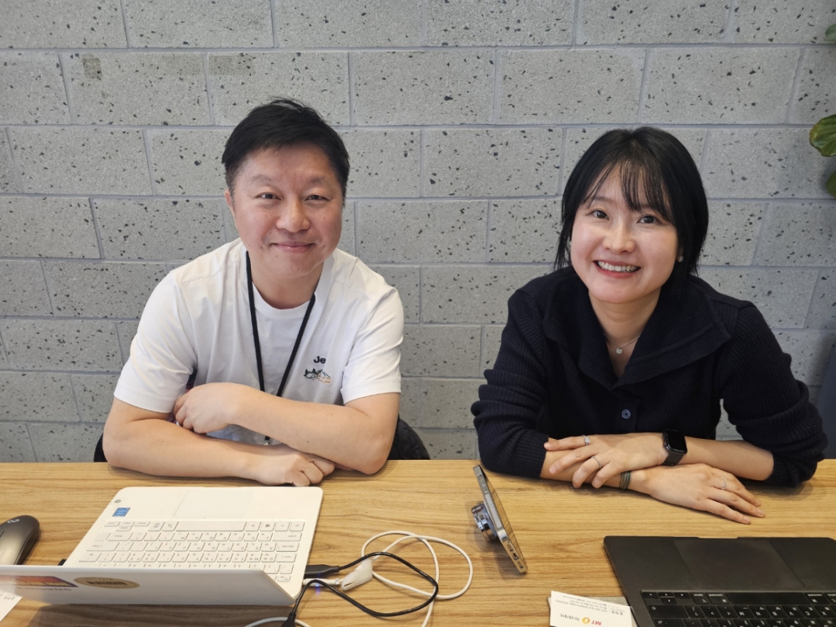 스타트폴리오 권우실 대표(오른쪽)와 정태욱 COO./사진=송지유 기자