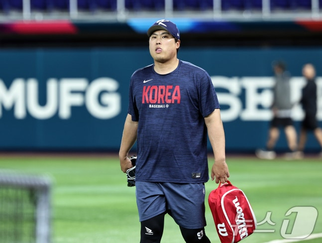 13일 훈련을 모두 마친 류현진. /사진=뉴스1