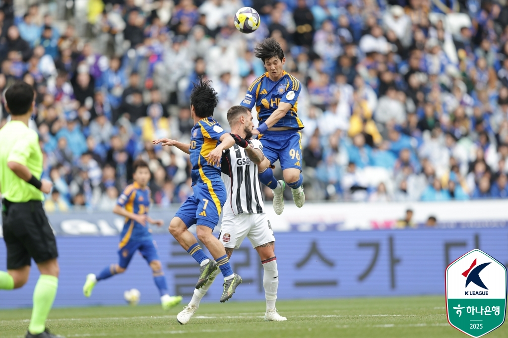 지난해 울산 HD와 FC서울의 경기 모습. /사진=한국프로축구연맹 제공