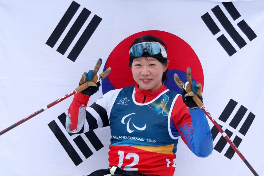 패럴림픽 노르딕스키 '간판스타' 김윤지(BDH파라스)가 또 한 번 역사를 썼다. 한국 선수 최초로 동계패럴림픽에서 2관왕에 오르며 단일 대회 최다 메달 기록을 새로 세웠다./사진=대한장애인체육회 제공