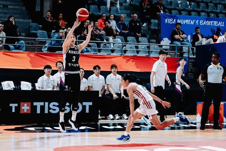 한국 여자농구대표팀이 15일 열린 2026 FIBA 여자 농구 월드컵 최종예선에서 필리핀을 꺾고 본선 진출권을 획득했다. /사진=FIBA 제공