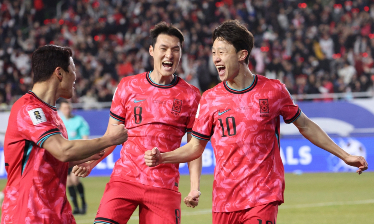 대한민국 축구 국가대표팀 이재성(오른쪽). /사진=김진경 대기자