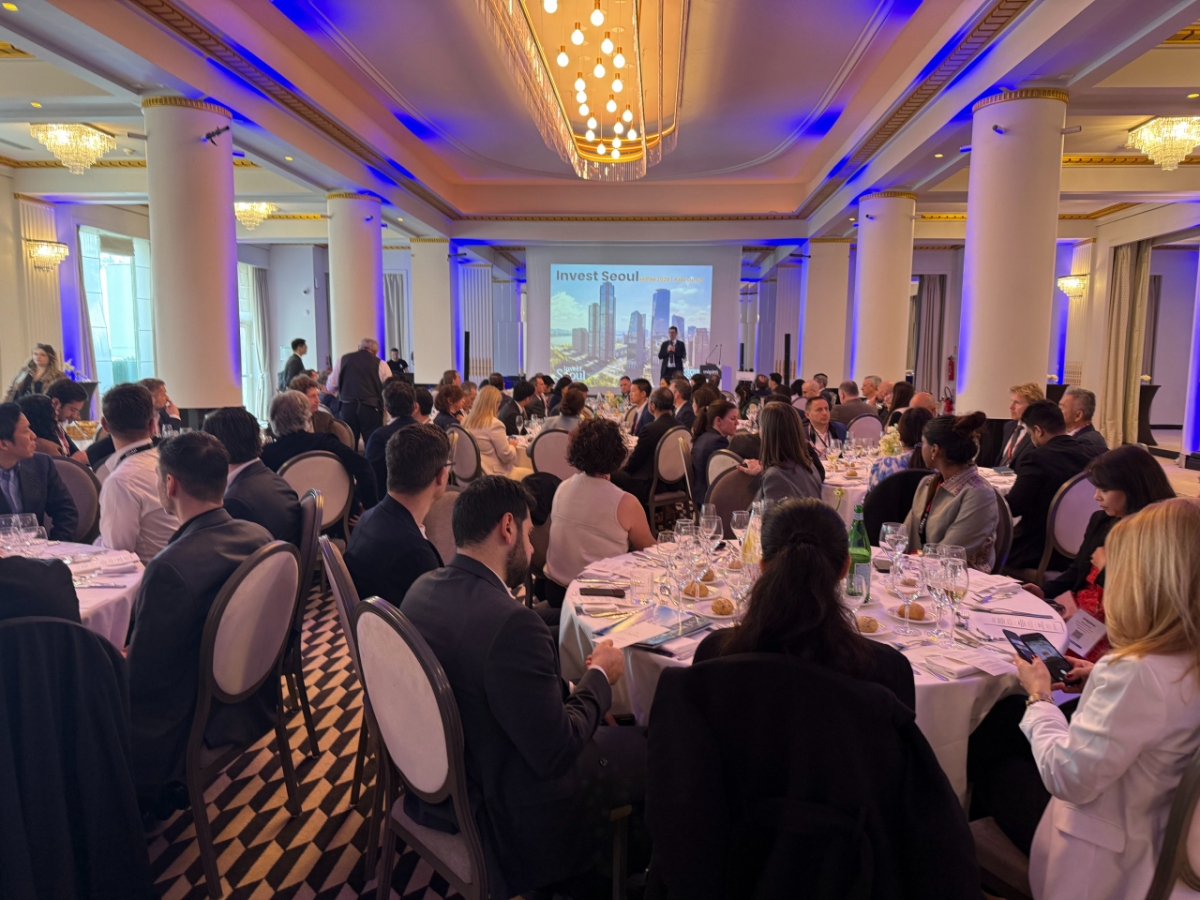 이달 9∼13일 프랑스 칸에서 열린 세계 최대 규모의 국제 부동산 박람회 'MIPIM 2026' 일정 중 마련된 '아시아 런치(ASIA LUNCH)' 행사에 서덕식 투자유치실장이 단독 발표자로 나섰다. /사진제공=서울시