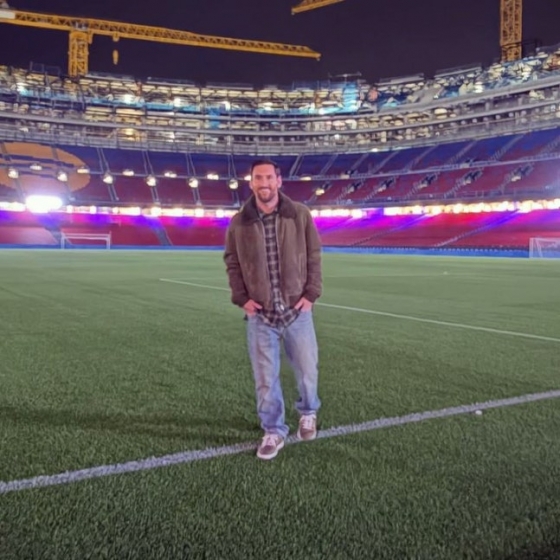 리오넬 메시가 바르셀로나 홈구장에서 사진을 찍고 있다. /사진=리오넬 메시 개인 사회관계망서비스(SNS)