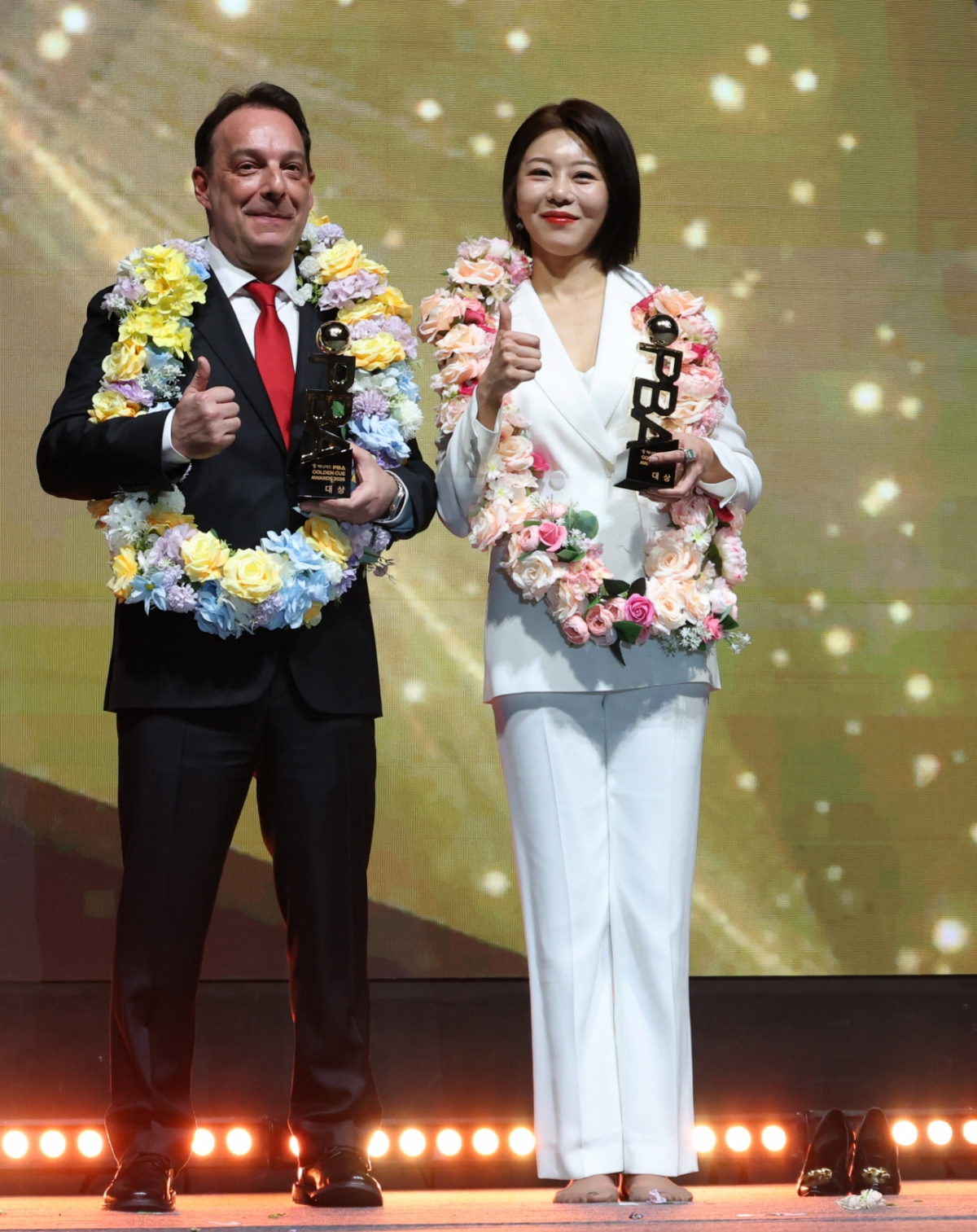 [포토] 구두 벗은 김가영, 여제의 매너