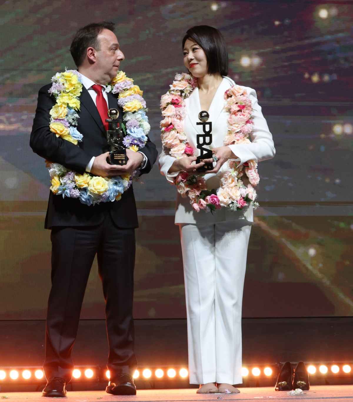 [포토] 산체스 '구두 벗은 김가영에 감사'