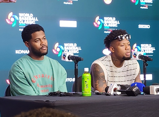 마이켈 가르시아(왼쪽)와 아쿠냐 주니어. /사진=박수진 기자