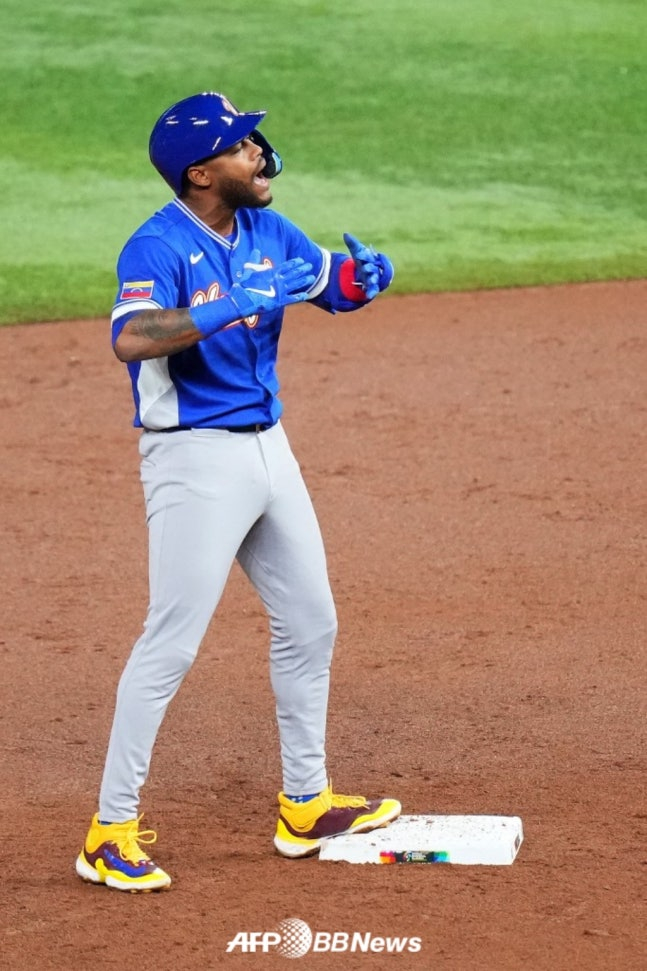 일본전에서 2루타를 날린 뒤 포효하는 로날드 아쿠냐 주니어. /AFPBBNews=뉴스1