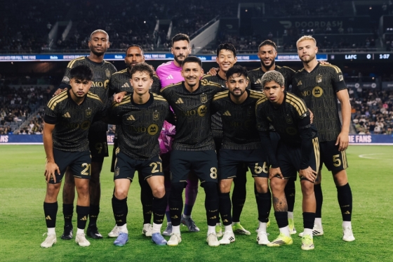 15일 오전 11시 30분(한국시간) 미국 로스앤젤레스 BMO 스타디움에서 열린 2026 미국 메이저리그사커(MLS) 4라운드 세인트루이스 시티 경기에 나선 LAFC 베스트 11. /사진=로스앤젤레스FC 공식 사회관계망서비스(SNS)