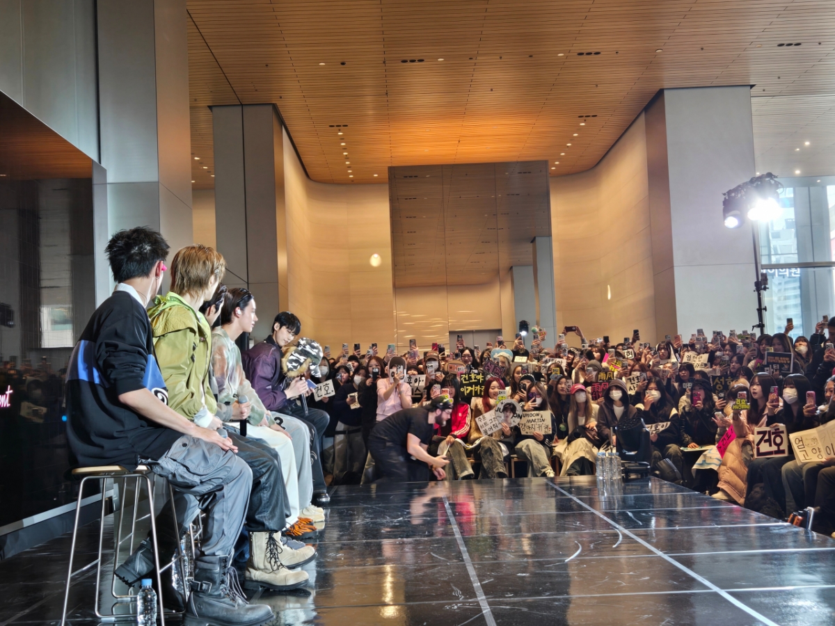 18일 서울 중구 애플 명동에서 열린 'Thinking Differnet 토크 스테이지' 행사 현장./사진=이찬종 기자