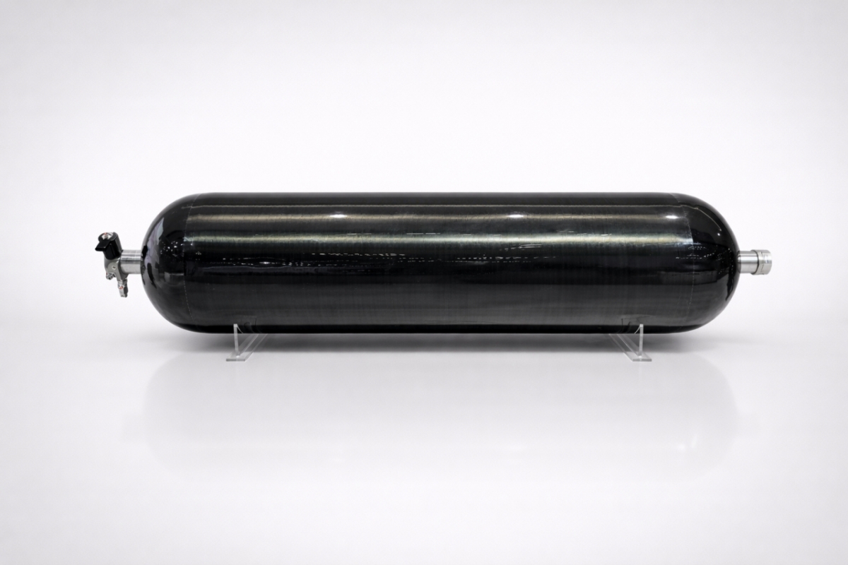 코오롱스페이스웍스가 독자 개발한 177ℓ 수소 연료탱크./사진제공=코오롱