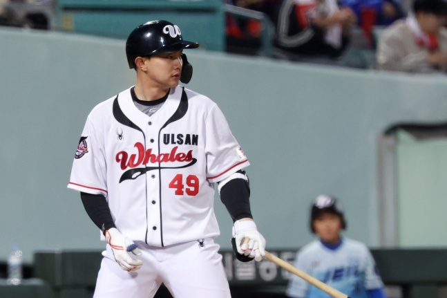 울산 웨일즈 최보성이 20일 울산 문수야구장에서 열린 2026 메디힐 KBO 퓨처스리그 개막전 롯데 자이언츠 퓨처스팀과 경기에서 첫 타점의 주인공이 됐다. /사진=울산 웨일즈 제공