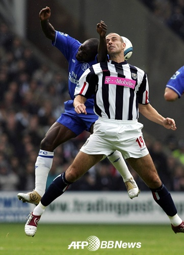 닐 클레멘트(오른쪽). /AFPBBNews=뉴스1