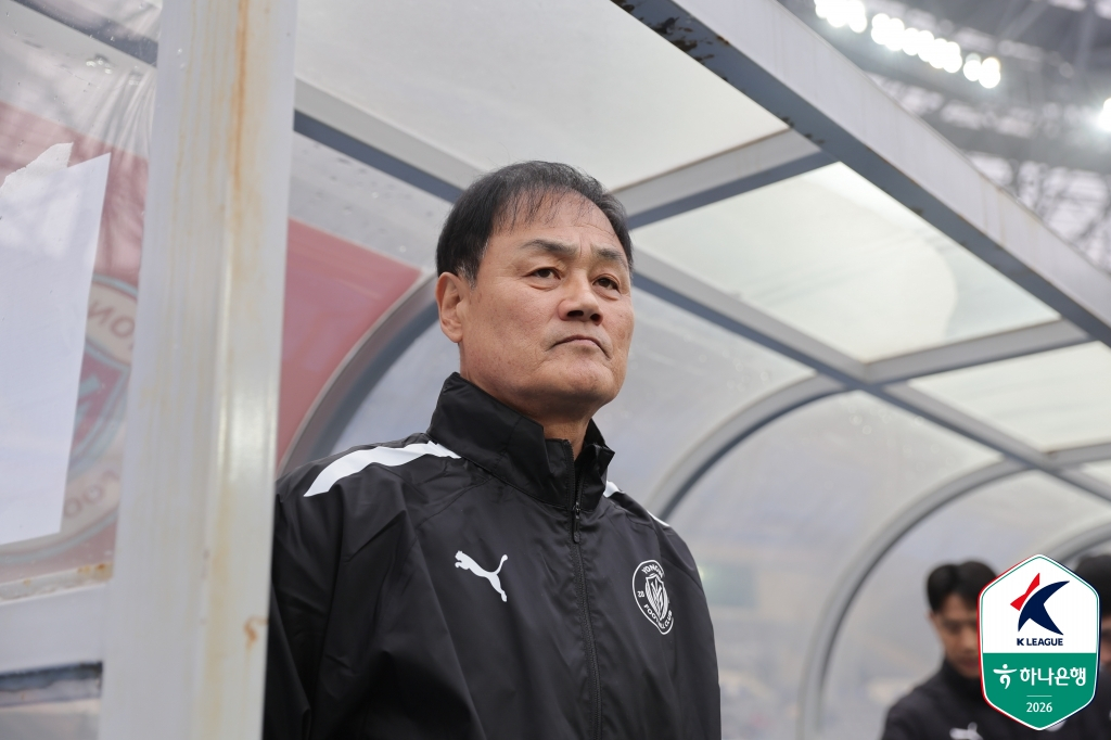 최윤겸 용인FC 감독. /사진=한국프로축구연맹 제공