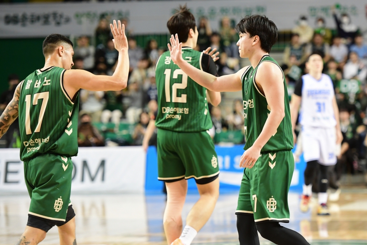 원주DB 선수들. /사진=KBL 제공