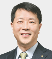 한국산업은행은 신임 전무이사(수석부행장)에 이봉희 기업금융부문장이 임명됐다고 23일 밝혔다. /사진제공=한국산업은행