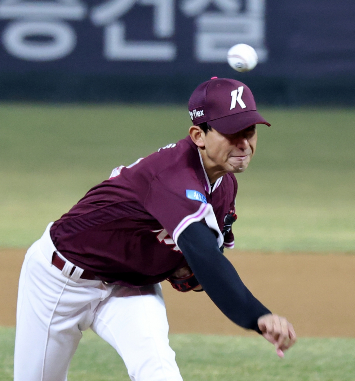 키움 아시아쿼터 유토가 22일 랜더스필드에서 열린 2016 프로야구 시범경기 SSG랜더스와 키움히어로즈의 경기 7회말 등한하고 있다.  2026.03.22. /사진=강영조 선임기자