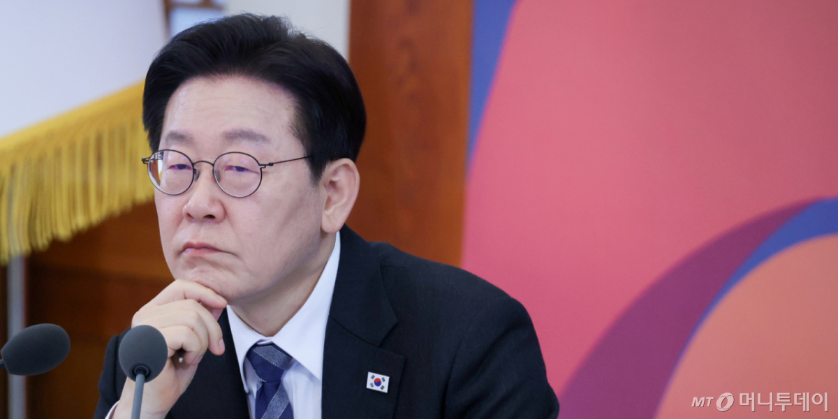 (서울=뉴스1) 이재명 기자 = 이재명 대통령이 18일 청와대에서 열린 자본시장 안정과 정상화 간담회에서 참석자의 발언을 듣고 있다. 2026.3.18/뉴스1 Copyright © 뉴스1. All rights reserved. 무단 전재 및 재배포, AI학습 이용 금지. /사진=(서울=뉴스1) 이재명 기자