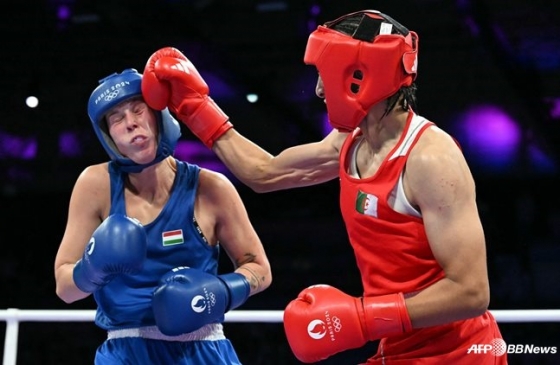 하모리(왼쪽)와 성별 논란에 휩싸였던 이마네 칼리프. /AFPBBNews=뉴스1