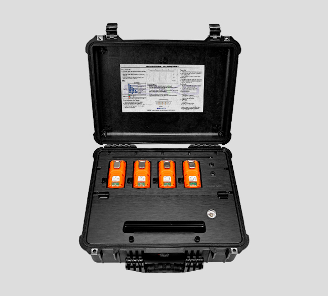 센코 휴대용 복합 가스 감지기 SP-MGTP(위), Multi Docking Station (우)/사진제공=센코