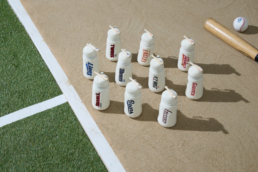 KBOXCJ온스타일 콜라보 제품 이미지. /사진=KBO 제공