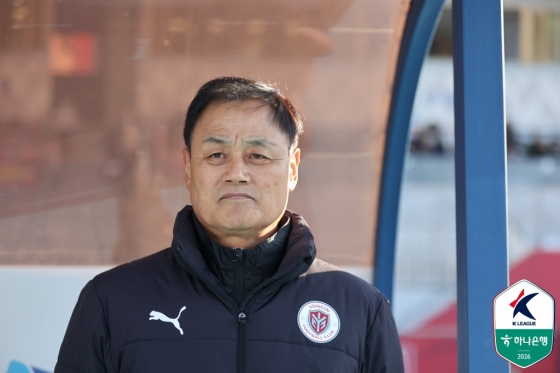 최윤겸 용인FC 감독. /사진=한국프로축구연맹 제공