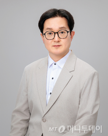 윤종석 서울시립대 중국어문화학과 교수